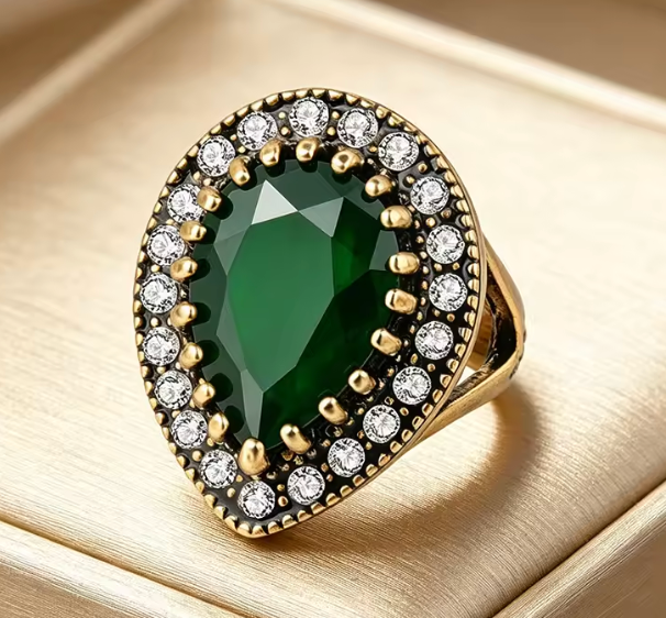 Hurem Sultan Emerald Ring